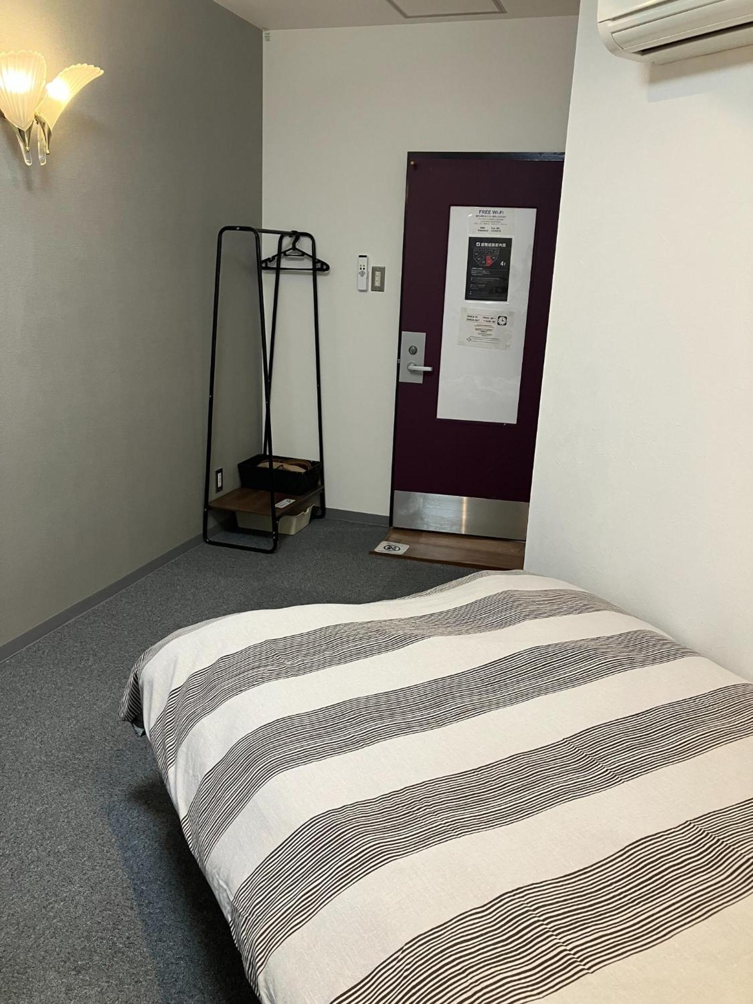 Hotel Leola - Vacation Stay 25772V Осака Екстер'єр фото